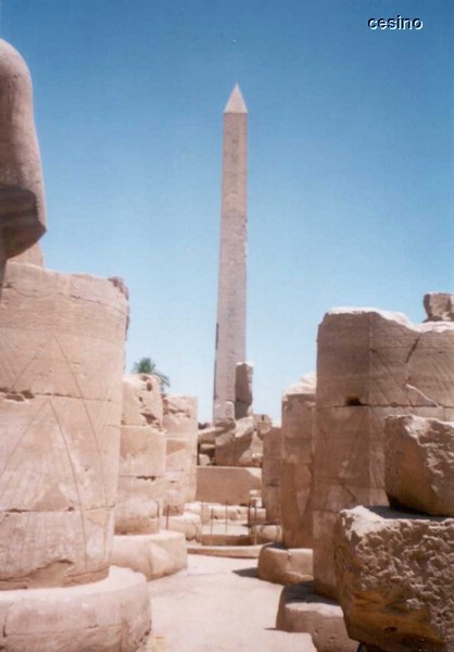 luxor6.jpg